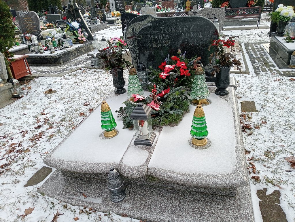 Grób Maria Tokarz