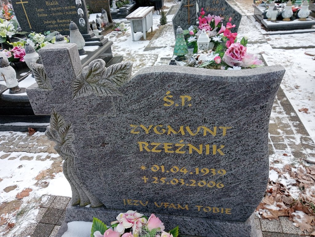 Zygmunt Rzeźnik 1939 Miłoszyce - Grobonet - Wyszukiwarka osób pochowanych